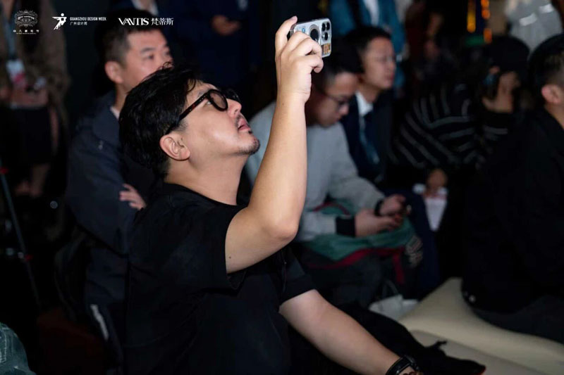 091650424885b450252275.jpg 13.jpg